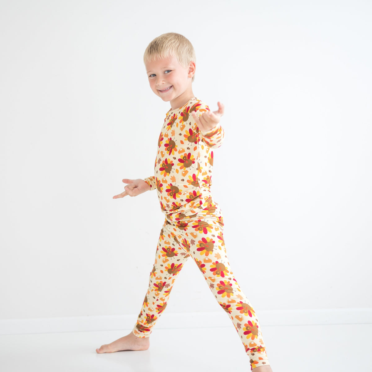 Halloween Bat Two-Piece Bamboo Viscose Pajama Set – LaLaLogan